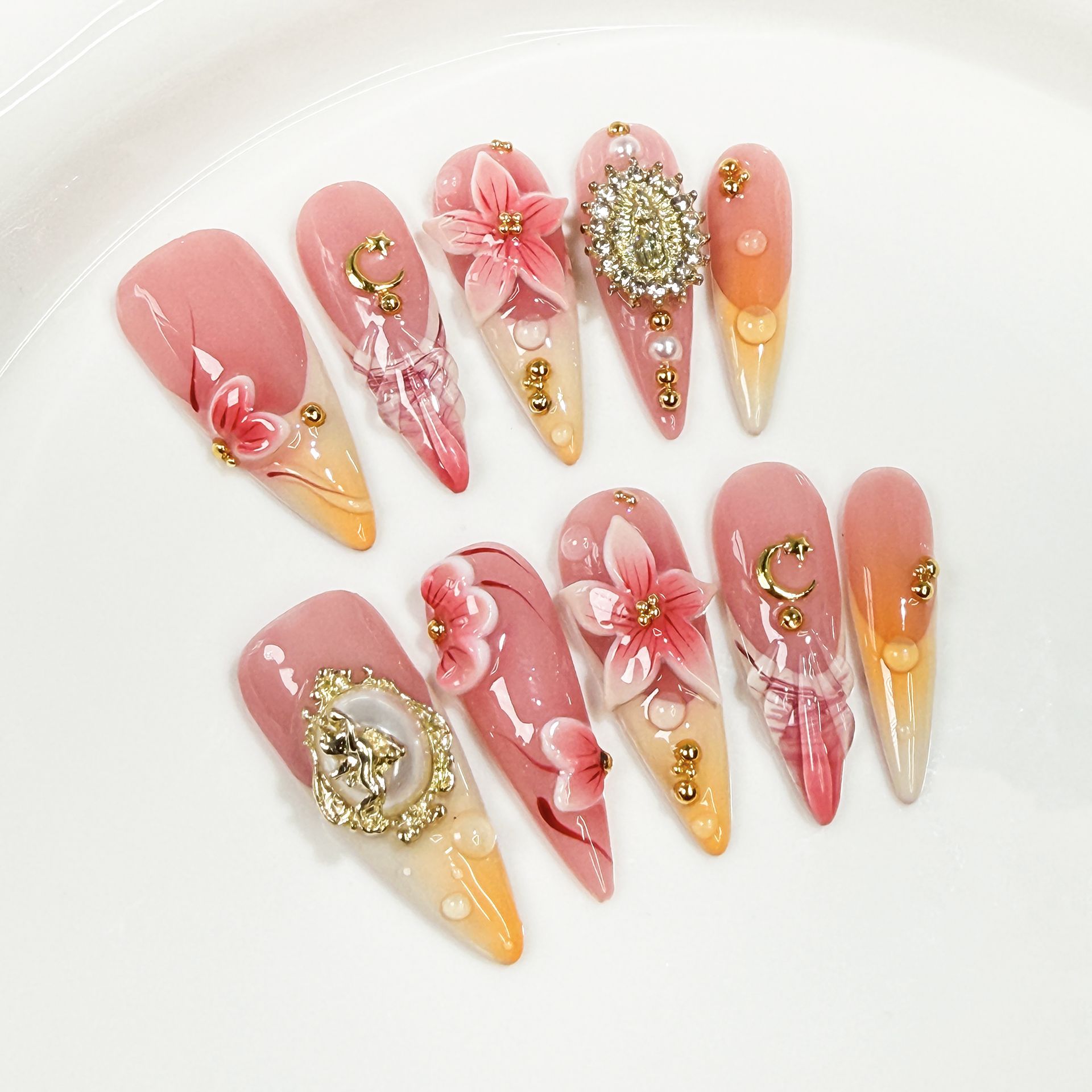 Embroidery Embellishments - 10 Peças de Unhas Postiças Retrô