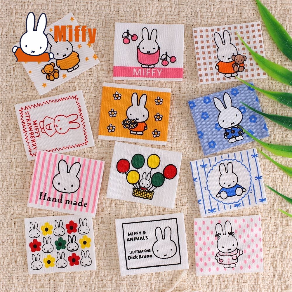 Aplique de Pano Bordado Miffy  - Embellishments For Scrapbooking avaliação e preço